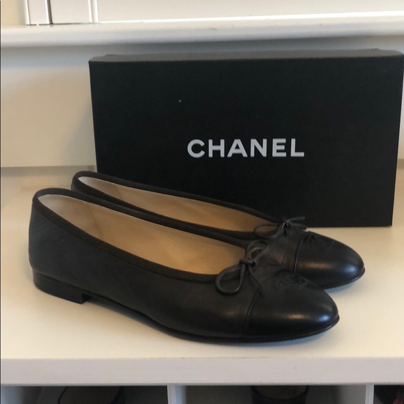 CHANEL Shoes - Authentic Chanel Ballet Flat. 9.5. Great Condition CHANEL Shoes - Authentic Chanel Ballet Flat. 9.5. Great Condition